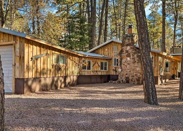 Patio And Fenced Yard Cozy Payson Cabin Retreat Holiday home