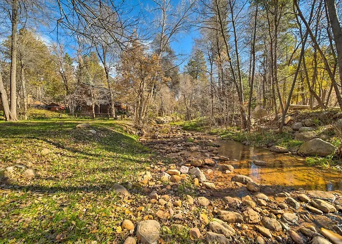 Patio And Fenced Yard Cozy Payson Cabin Retreat Holiday home *